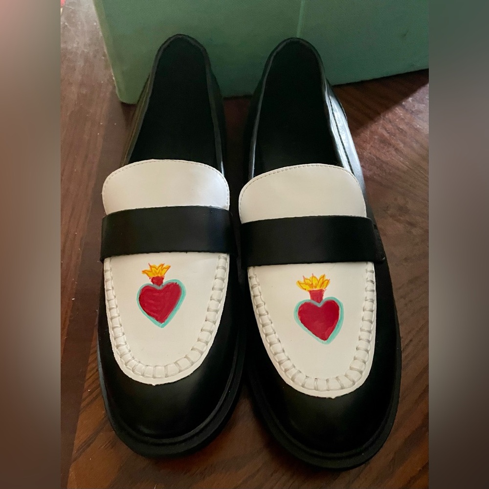 Black and White Loafers with Sacred Heart